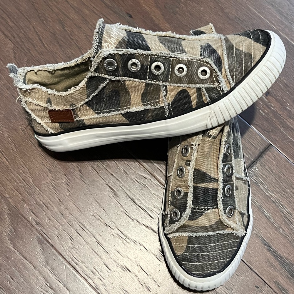 Blowfish Malibu Camo Sneakers